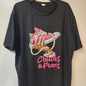 Chucks and Pearls black tshirt 1XL Polyester Trendy